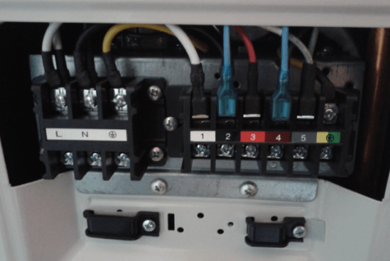 Sistema Eléctrico de un AC