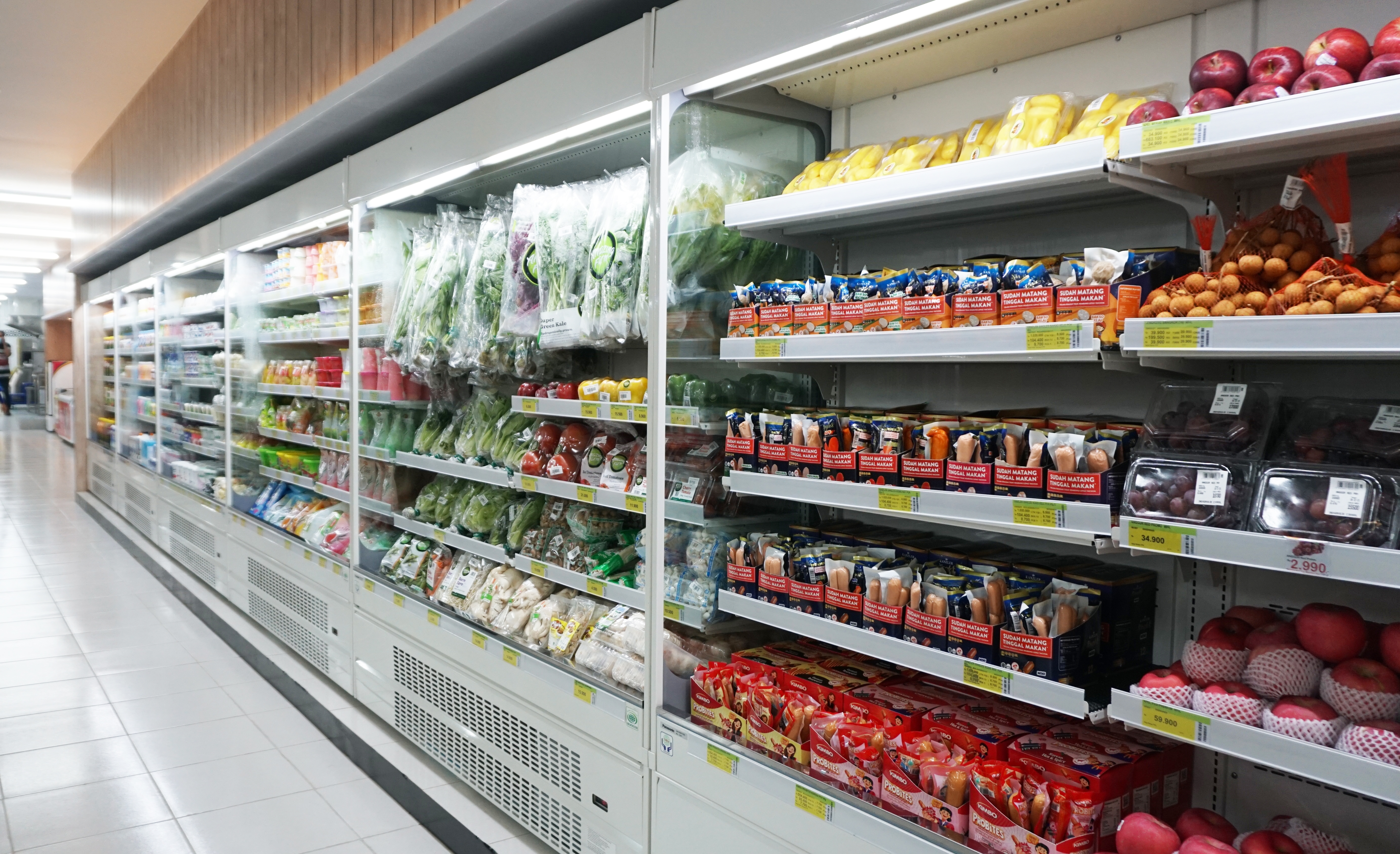 Jakarta,,Indonesia,July,29,2023,:,Display,Shelf,For,Fruit